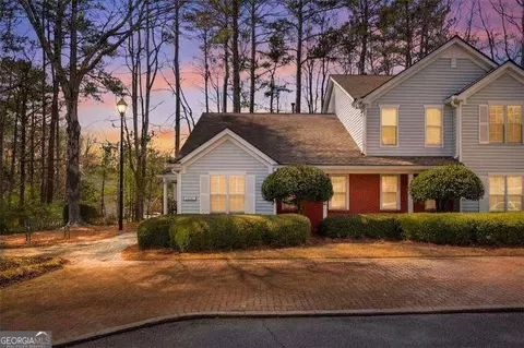 2011 Henderson Cir, Alpharetta, GA 30004