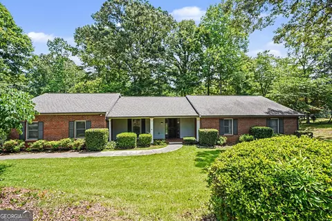 100 Springridge Ct, Peachtree City, GA 30269