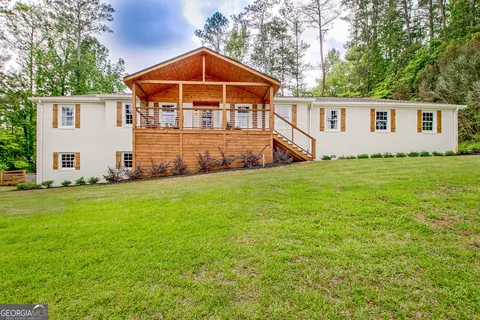 29 Red Bud Trl, Newnan, GA 30263