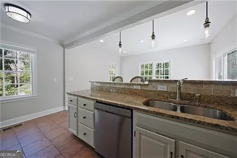 Kitchen - Undisclosed, Chamblee, GA 30341 photo 6 of 7