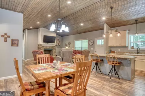 Dining - 110 Hampton Rd, Morganton, GA 30560 photo 2 of 2