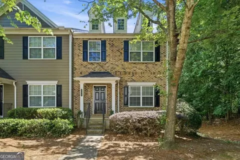 726 Breeze Ln, Woodstock, GA 30188
