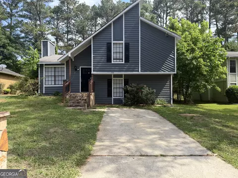 6300 Creekford Dr, Lithonia, GA 30058