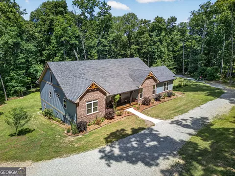 129 Lazy Oak Trl, Commerce, GA 30530