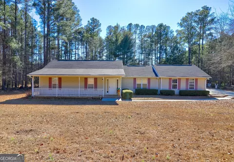 546 New Hope Rd, Mcdonough, GA 30252