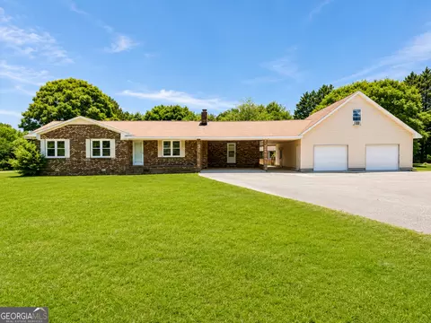 4251 Booger Hill Rd, Danielsville, GA 30633