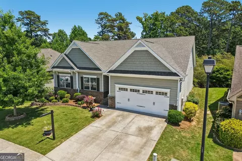 4601 Sweetwater Dr, Gainesville, GA 30504