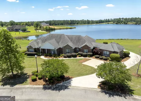519 Thompson Level Rd, Lyons, GA 30436