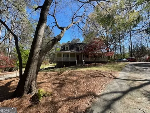 2735 Tribble Mill Rd, Lawrenceville, GA 30045