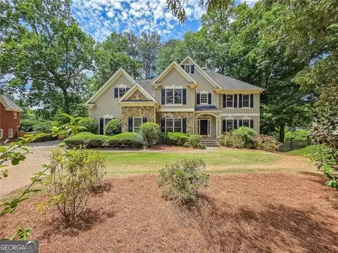 2820 Towne Village Dr, Duluth, GA 30097