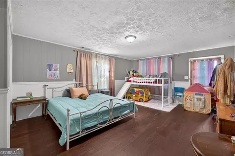 Bedroom - 178 Hamilton Ave, Winder, GA 30680 photo 2 of 4