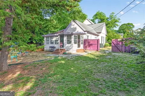 Exterior - 178 Hamilton Ave, Winder, GA 30680 photo 7 of 9