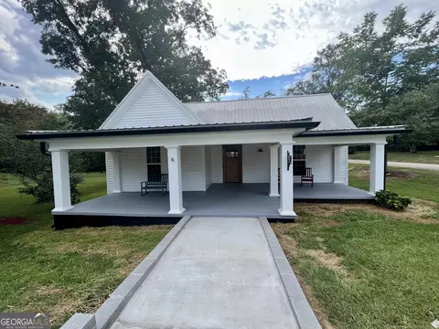 277 Newnan St, Franklin, GA 30217
