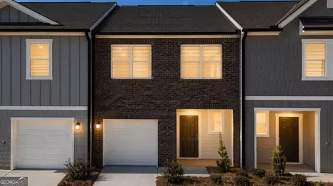1095 Lucienne Blvd, Auburn, GA 30011