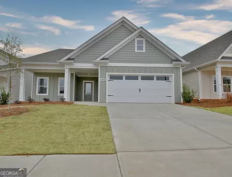 90 Redhaven Dr, Senoia, GA 30276