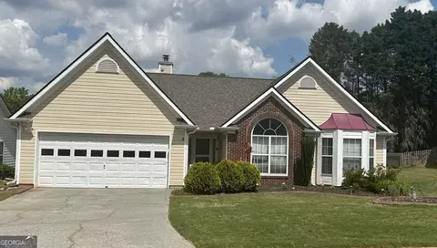 4015 Mcpherson Dr, Acworth, GA 30101