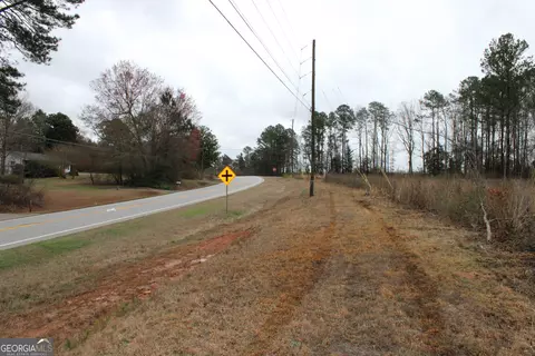 1262 Highway 16 E, Jackson, GA 30233
