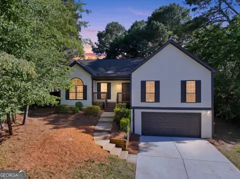 1820 Stone Forest Dr, Lawrenceville, GA 30043