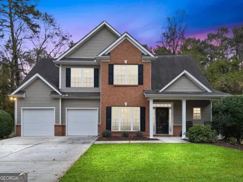 240 Miracle Ln, Fayetteville, GA 30215