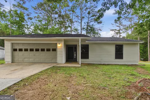 8132 Creekstone Ct, Riverdale, GA 30274