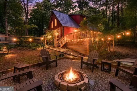 317 N Pine Rd, Ellijay, GA 30536