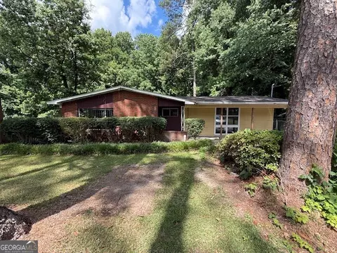 2379 Country Club Dr SW, Atlanta, GA 30311