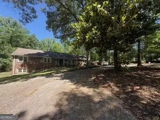905 E Atlanta Rd, Stockbridge, GA 30281