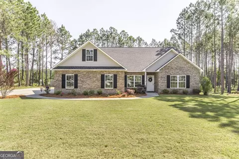609 Live Oak Way, Dublin, GA 31021
