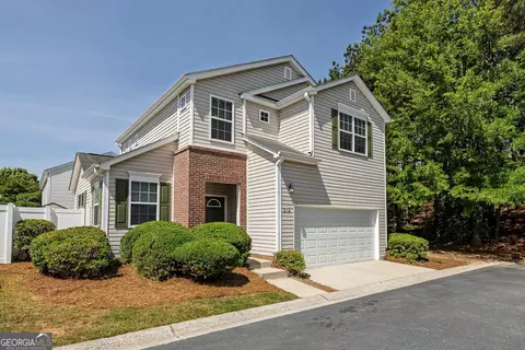 214 Hiawassee Dr, Woodstock, GA 30188