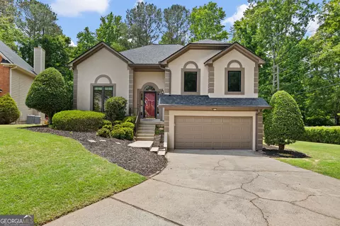 390 Shady River Trce, Roswell, GA 30076