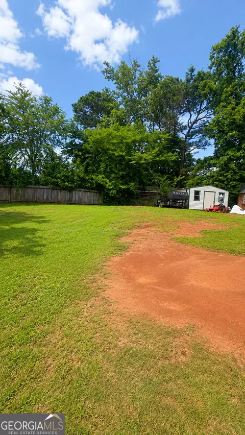 Exterior - 1054 Glass Bridge Rd, Lagrange, GA 30240 photo 3 of 5