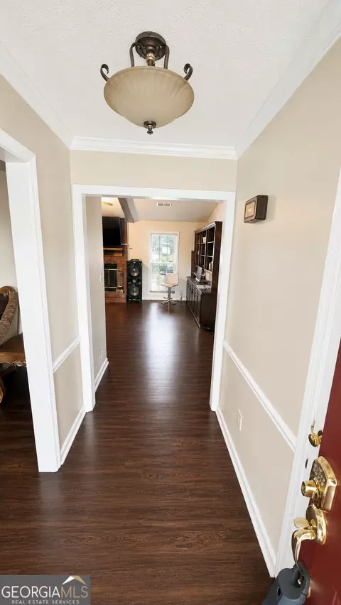 Entry Way - 1054 Glass Bridge Rd, Lagrange, GA 30240 photo 1 of 2