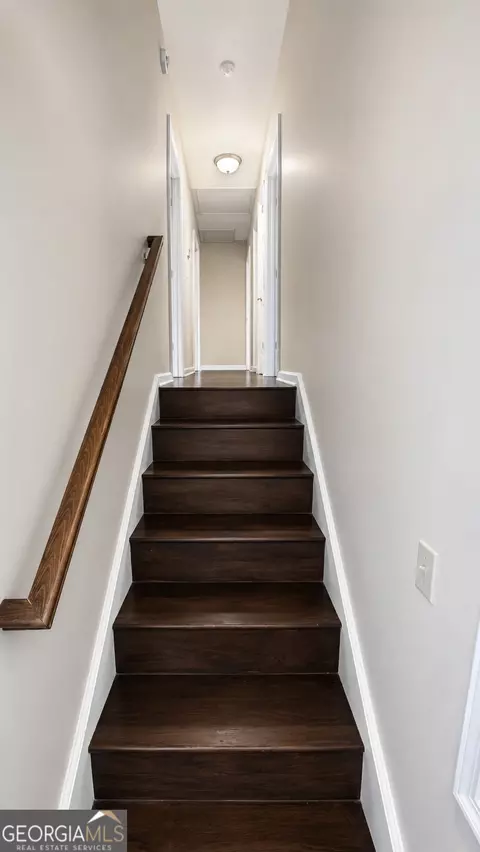 Entry Way - 1054 Glass Bridge Rd, Lagrange, GA 30240 photo 2 of 2