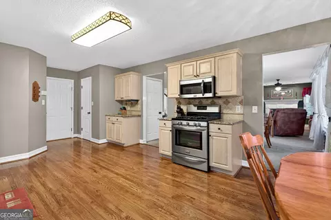 Kitchen - 101 Emerald Ln, Hampton, GA 30228 photo 3 of 5