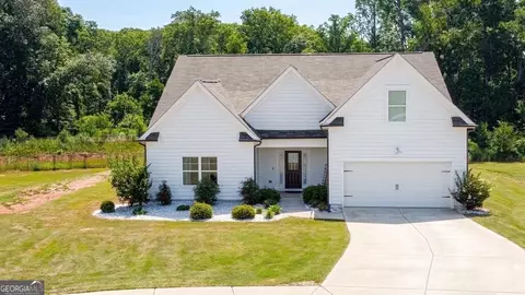 398 Grand Oaks Ave, Bethlehem, GA 30620