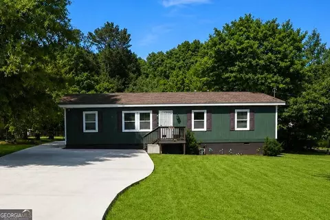 384 Ronthor Dr, Social Circle, GA 30025