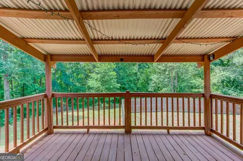 Exterior - 165 John Sharp Rd, Colbert, GA 30628 photo 3 of 5