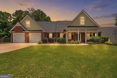 Exterior - 260 Bridgemill Ln, Hampton, GA 30228 photo 2 of 14