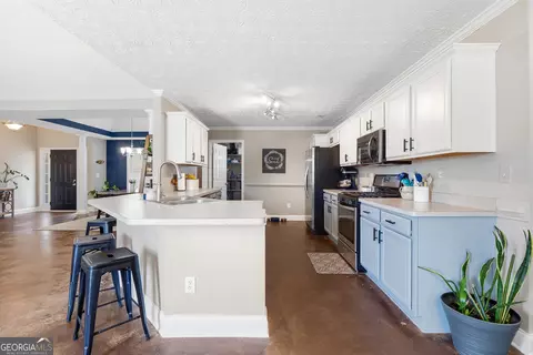 Kitchen - 260 Bridgemill Ln, Hampton, GA 30228 photo 1 of 7