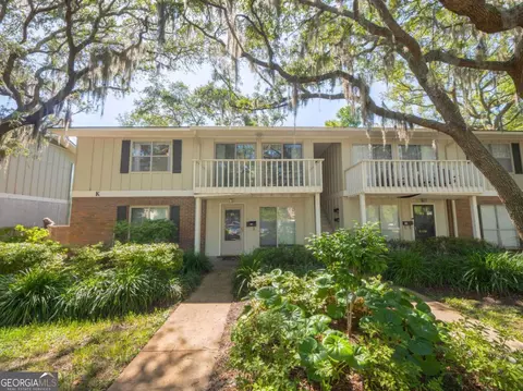 800 Mallery St, St. Simons, GA 31522