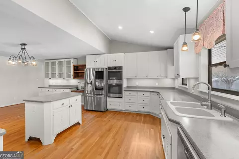 Kitchen - 549 Kendricks Rd, Brooklet, GA 30415 photo 3 of 3