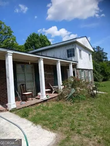 7031 Bethel Church Rd, Lizella, GA 31052