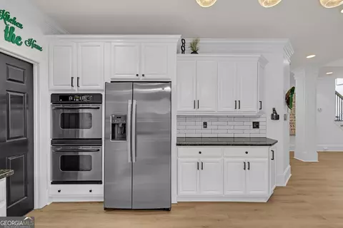 Kitchen - 2720 Heritage Bend Ct, Grayson, GA 30017 photo 9 of 9