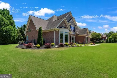 Exterior - 2720 Heritage Bend Ct, Grayson, GA 30017 photo 2 of 23