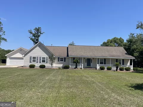 107 Gundy St, Glennville, GA 30427