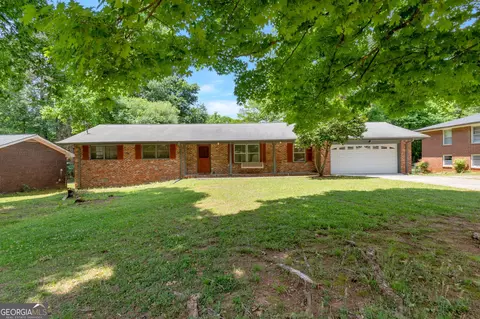 1289 Renee Dr SW, Lilburn, GA 30047