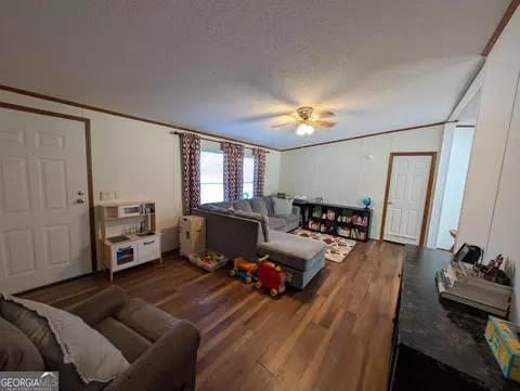 301 Cottonton Rd, Pittsview, AL 36871