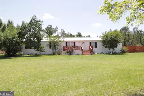 435 Cody Rd, Nicholls, GA 31554