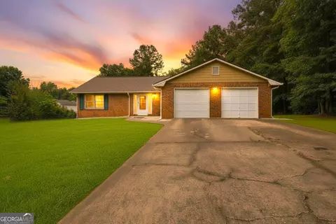 1738 Sherry Ln, Jonesboro, GA 30236