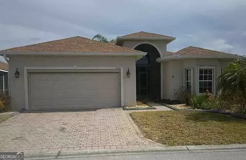 5288 Green Dr, Winter Haven, FL 33884
